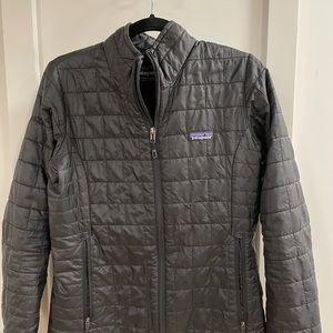 Women’s Patagonia nanopuff size small